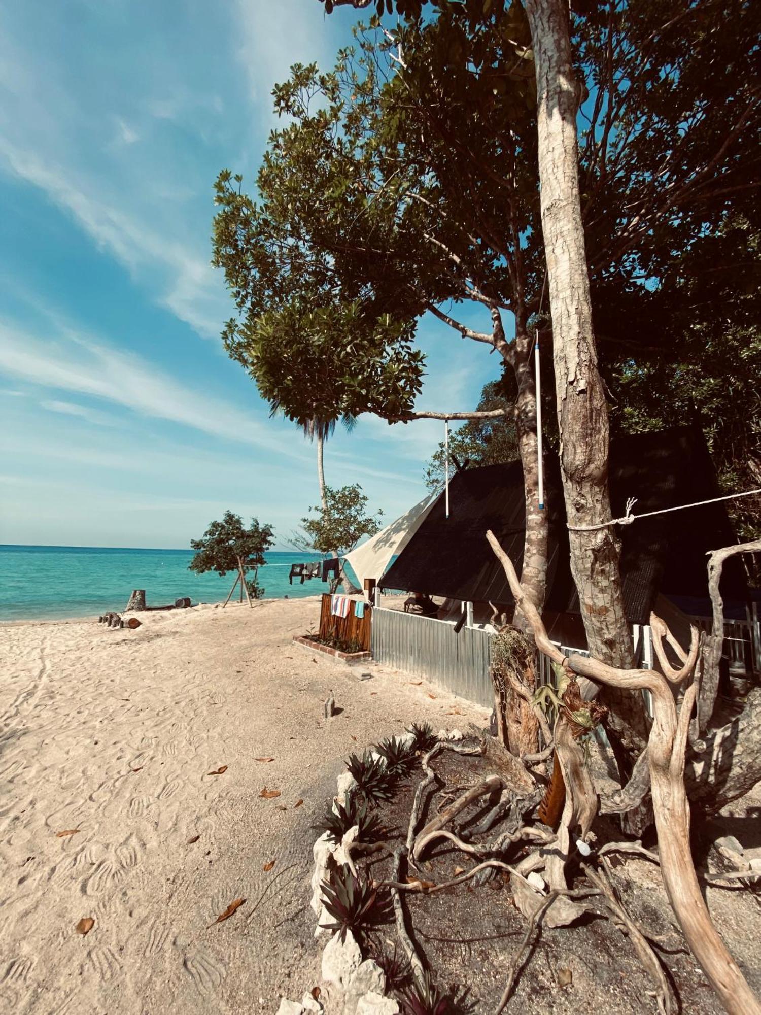 Juita Glamping Perhentian Island Ξενοδοχείο Kampung Kuala Besut Εξωτερικό φωτογραφία